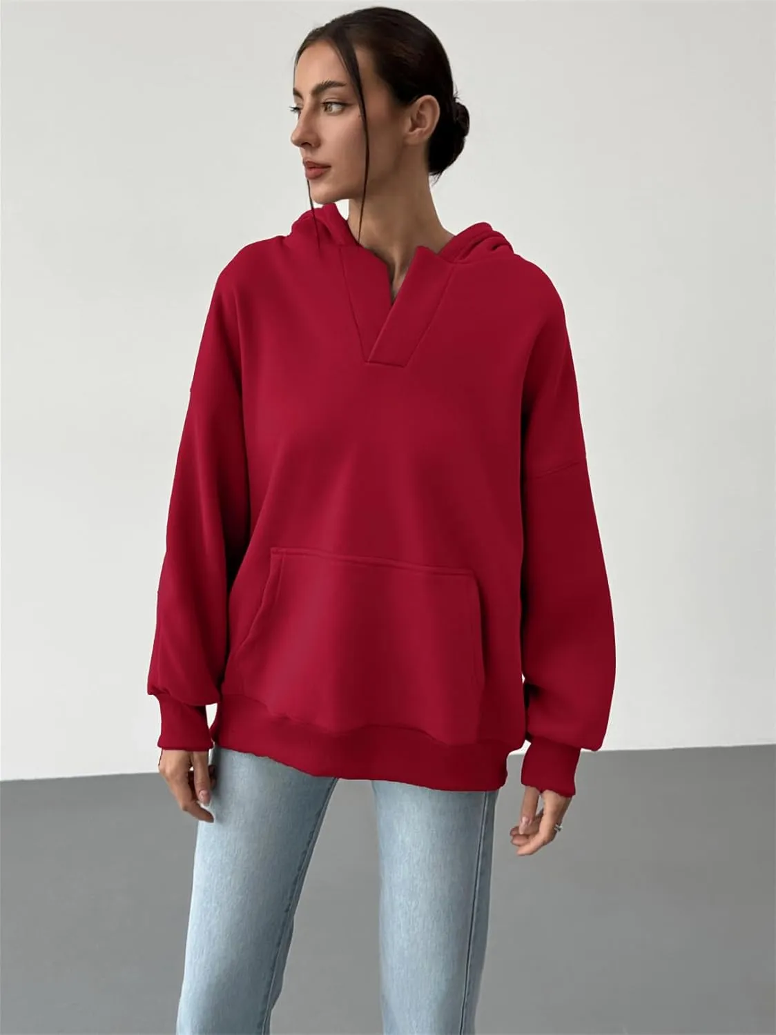 PAODIKUAI Women's Oversized Hoodies V Neck Pullover Fleece Sweatshirt Long Sleeve with Pocket Casual Winter Fall Outfits
