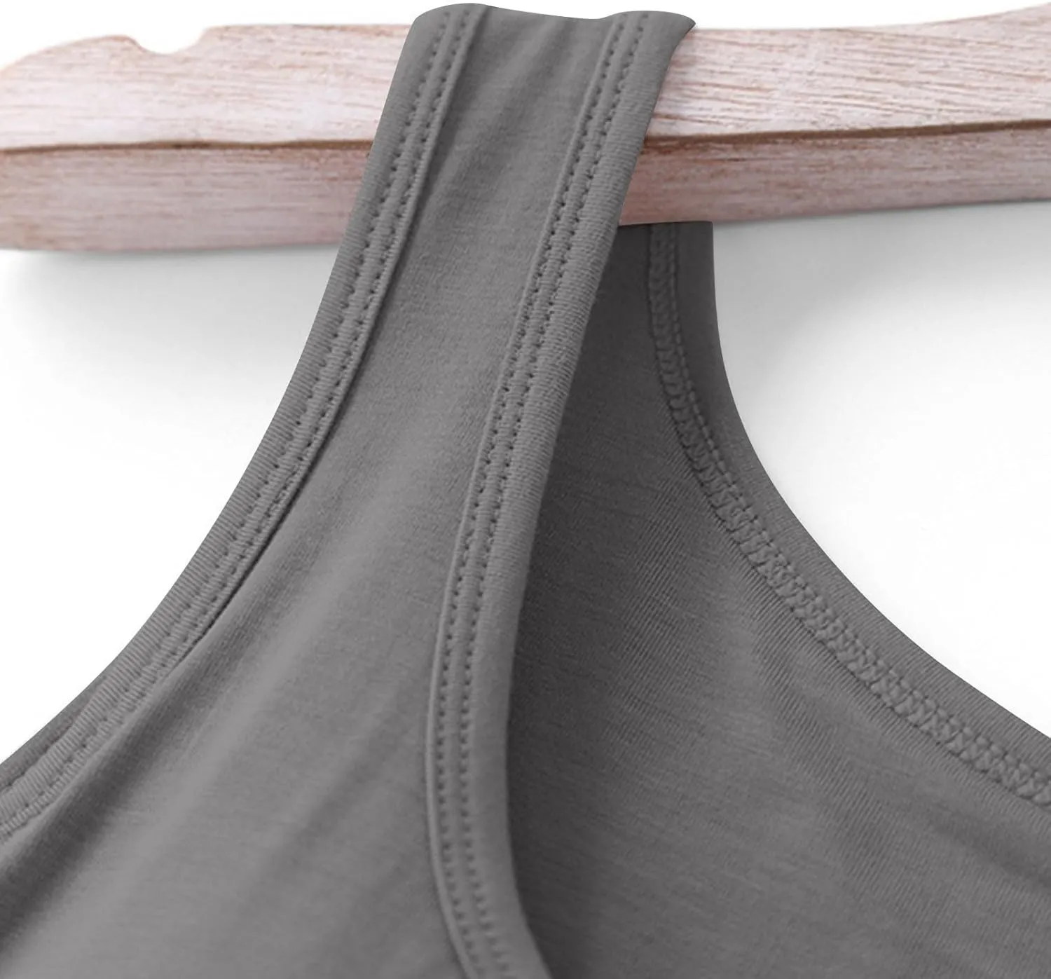 Tank Top with Built in Bra for Women Plus Size Summer Basic Loose Workout Camisole Tops Sleeveless Undershirts